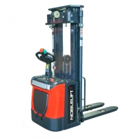 PS 12-20N全電動(dòng)常規(guī)型堆高車(chē)，諾力電動(dòng)堆高車(chē)